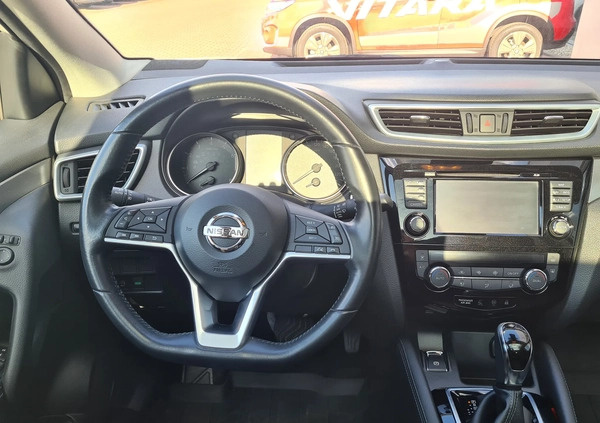 Nissan Qashqai cena 75900 przebieg: 72300, rok produkcji 2018 z Witnica małe 92